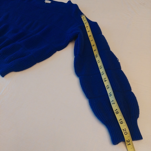 Debut Cobalt Blue Cropped Ribbed Knit Balloon Sleeve Sweater Boxy Fit Size M - Picture 9 of 12
